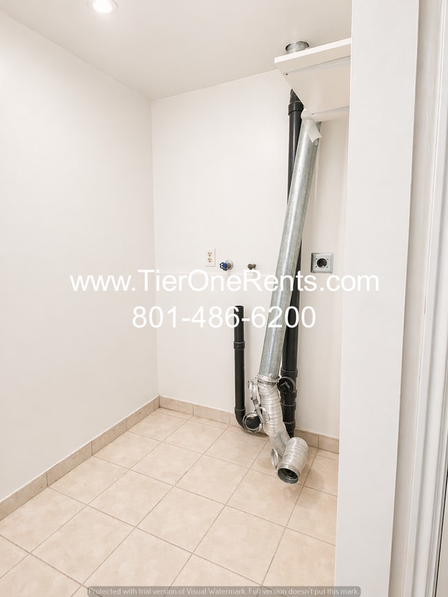 Building Photo - NO DEPOSIT option available for qualified renters through Obligo.