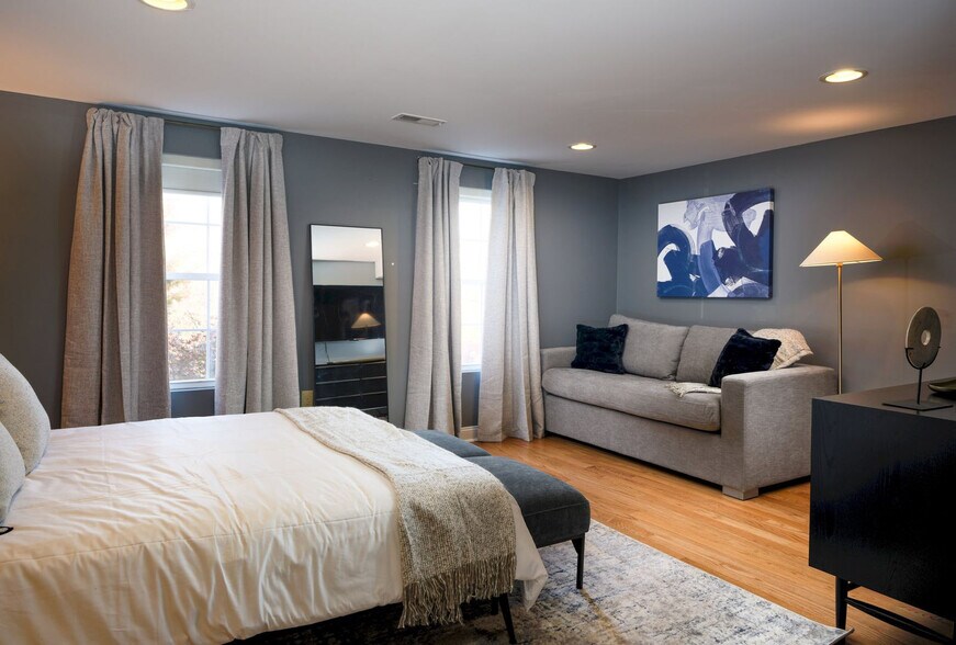 Building Photo - 9 Arnett Ave