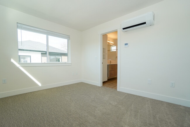 Building Photo - 4629 N Iota Ln