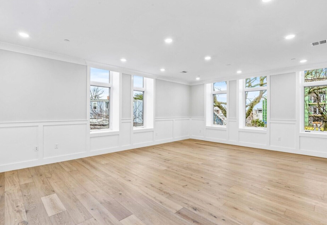 Building Photo - 35 Union Sq