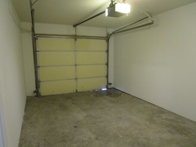 Building Photo - 3501-3503 Delmar Ct.