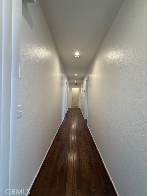 Building Photo - 1230 Tamarisk Cir