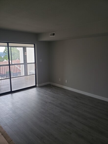 Building Photo - 6 Costa del Sol Dr