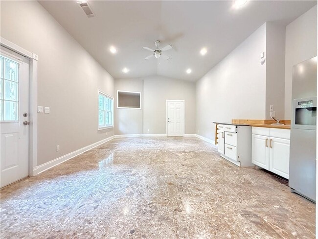 Building Photo - 3500 Millwater Crossing NE