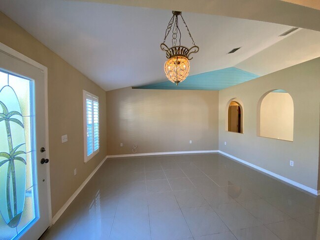 Building Photo - Vero Beach / Sebastian 3/2