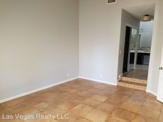 Building Photo - 2 br, 2 bath House - 7194 Mission Hills Dr