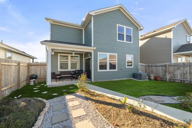 Building Photo - 1825 Harvest Knoll Ln