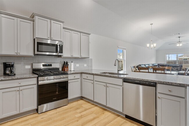 Building Photo - 13724 Sabine Lk Dr