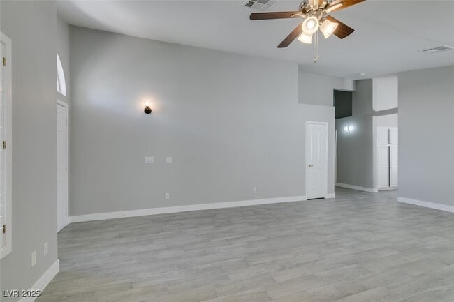 Building Photo - 2744 Summerchase Ln