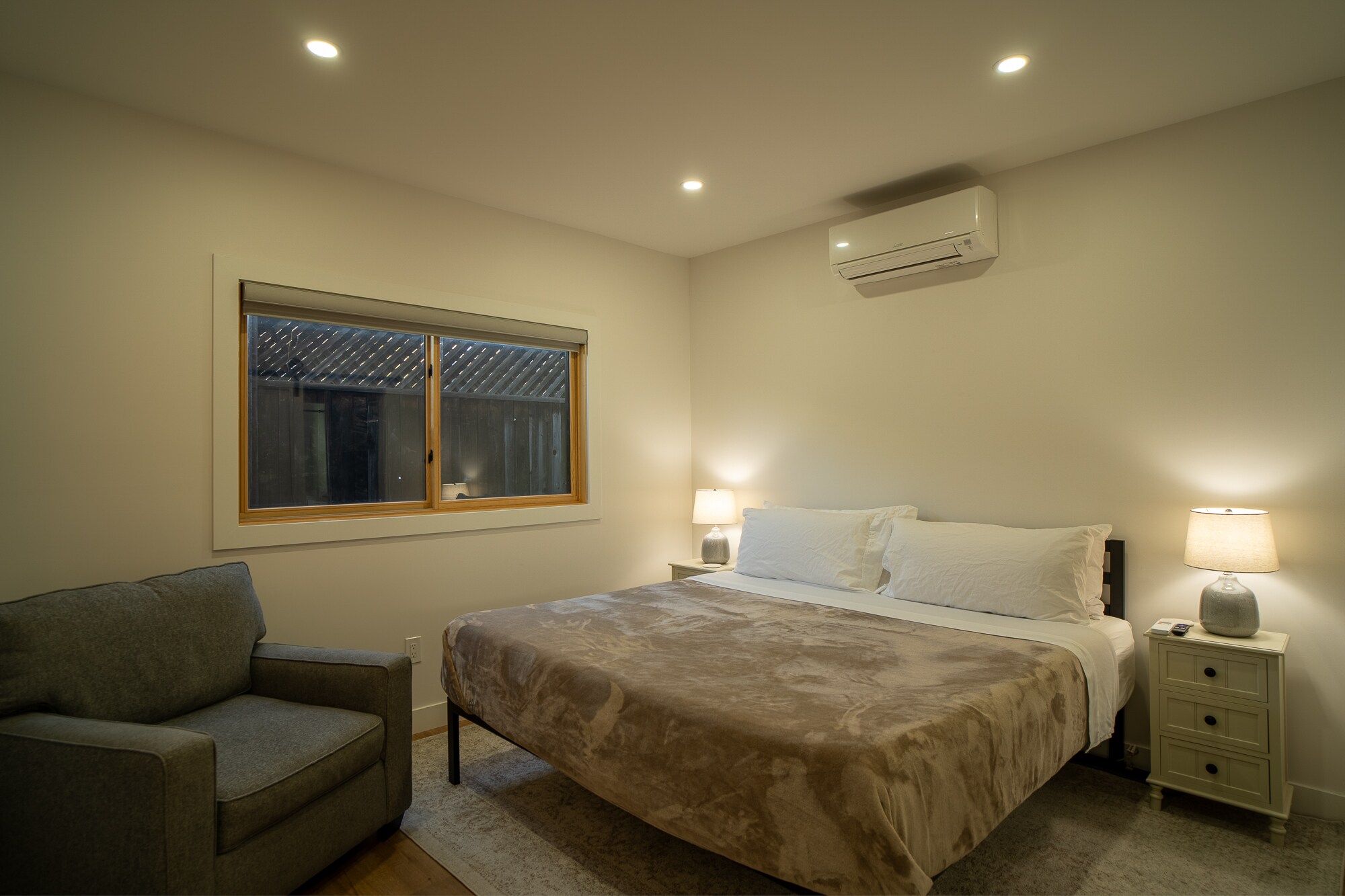 Building Photo - 3038 Beech St