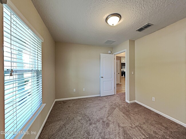 Building Photo - 1865 Woodland Glen Road