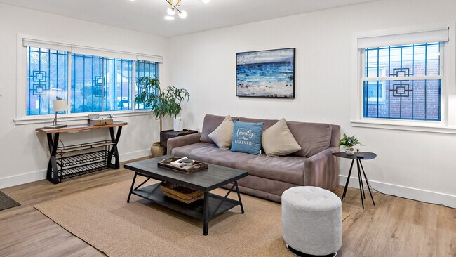 Building Photo - 135 69th St