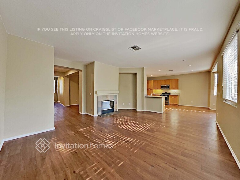 Building Photo - 928 Glendora Dr