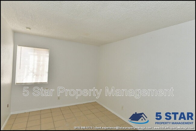 Building Photo - 8933 Kenneth St