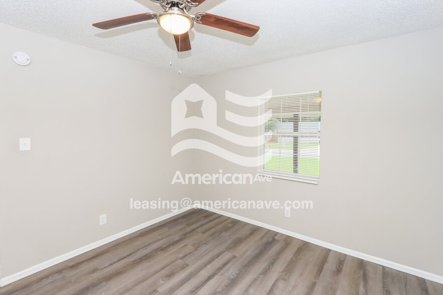 Building Photo - 505 Madrid St