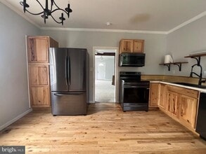 Building Photo - 8156 Rocky Ridge Rd