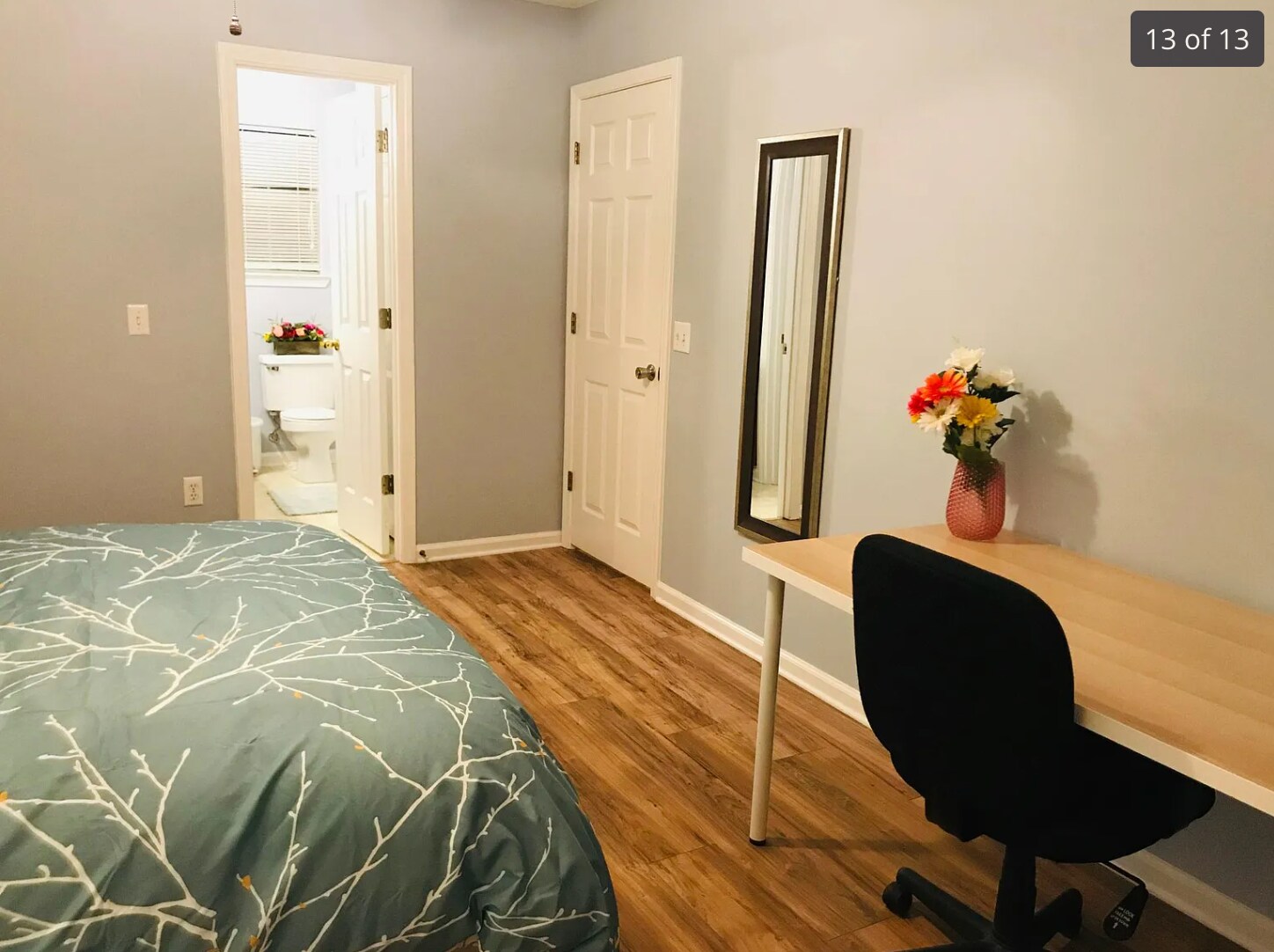 Building Photo - 117 Towne Park Dr W