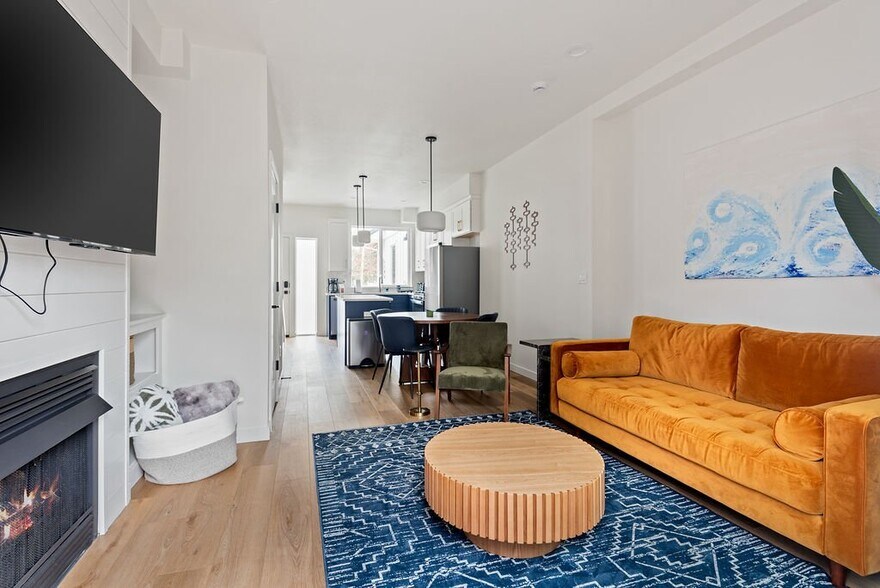 Building Photo - 5205 SE Boise St