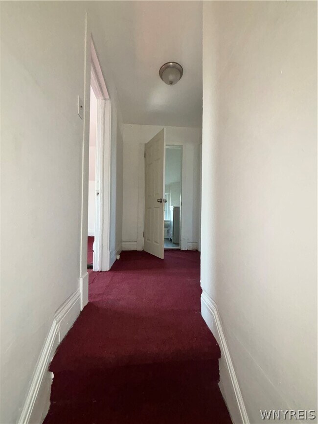 Building Photo - 1808 Whitney Ave