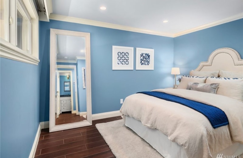 Building Photo - 1810 43rd Ave E