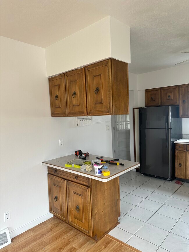 Building Photo - 3337 W 26th St