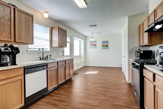 Building Photo - 19423 Cypress Royal Dr