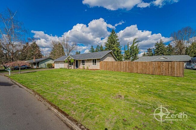 Building Photo - 1011 NE 82nd Ave