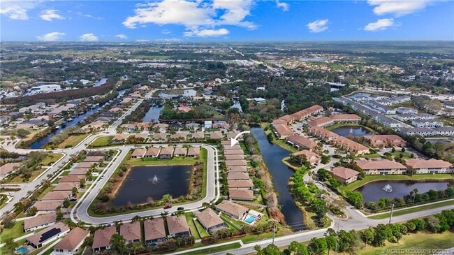 Building Photo - 7461 SW Harbor Cove Dr