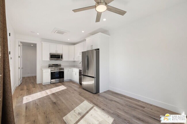 Building Photo - 73552 Feather Trail