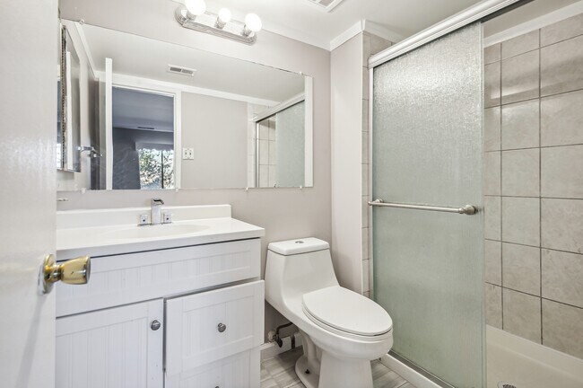 Building Photo - 19423 Brassie Pl