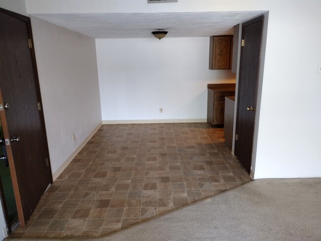 Building Photo - 137 North 45th St Apt 10