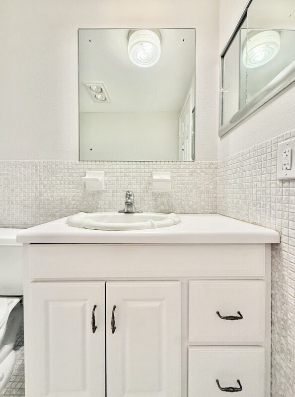 Building Photo - 911 Washington Ave SW