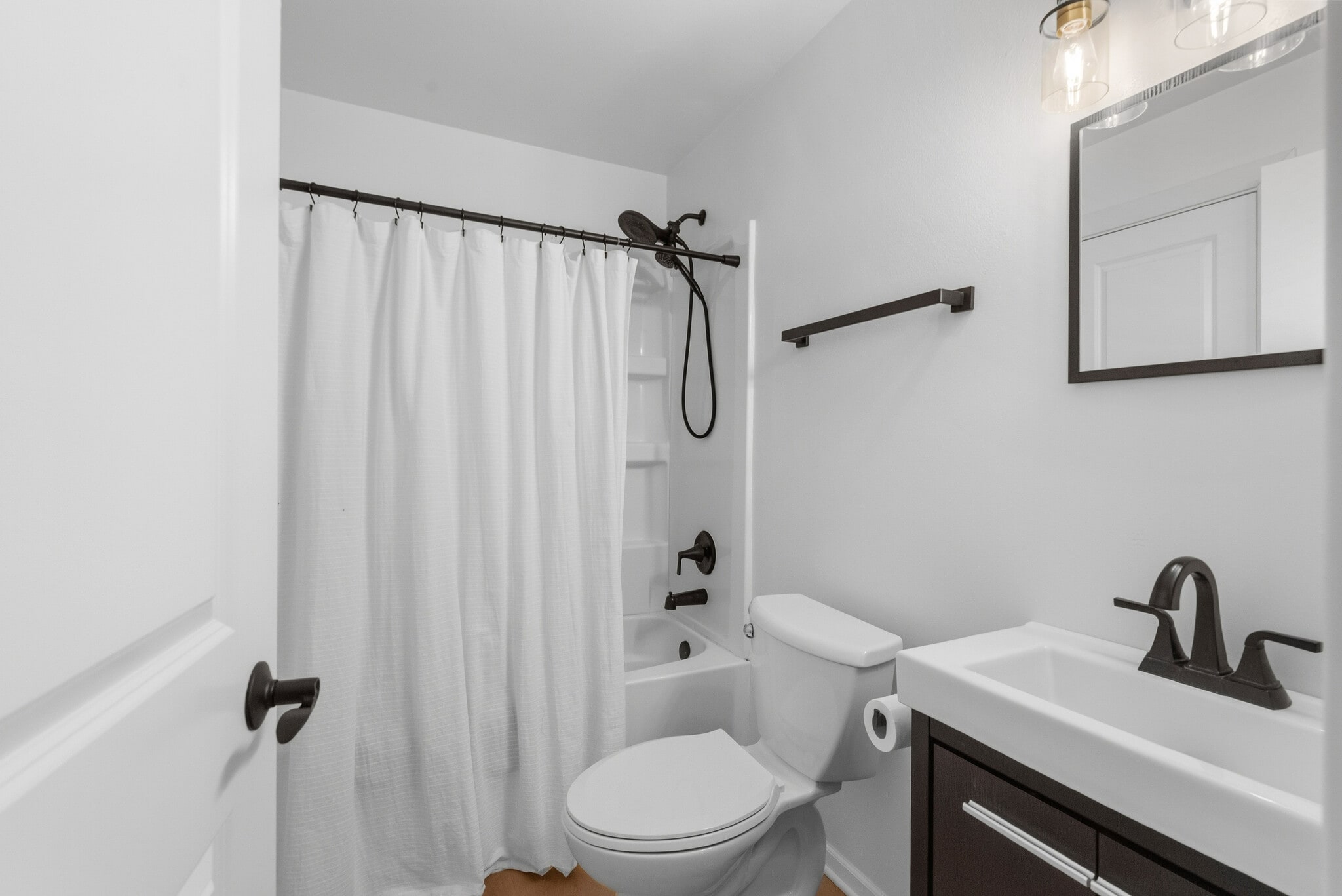 Building Photo - 1933 S 124th St