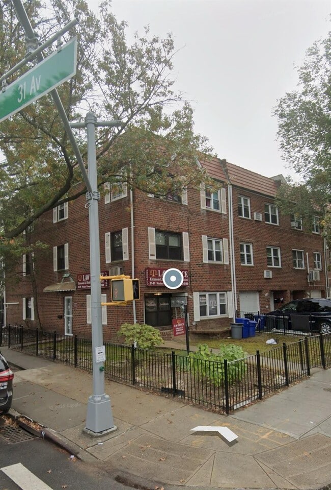 Building Photo - 31-01 90th St