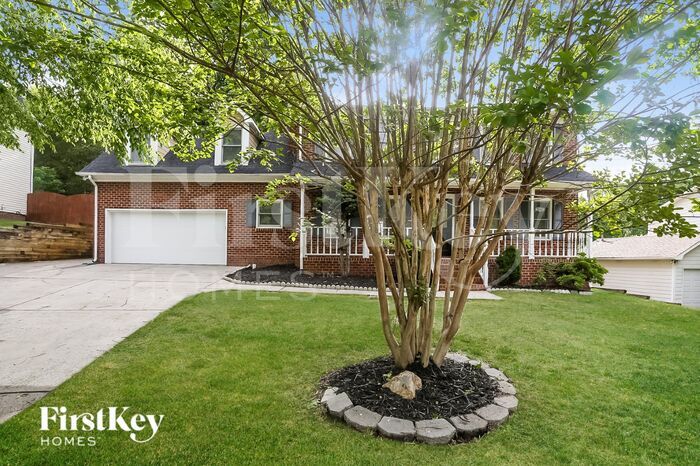 Primary Photo - 2422 Haybrook Ln