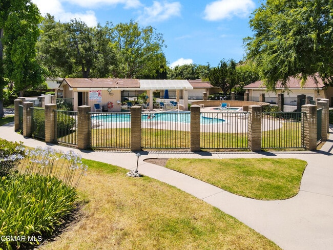 Building Photo - 2130 Portola Ln