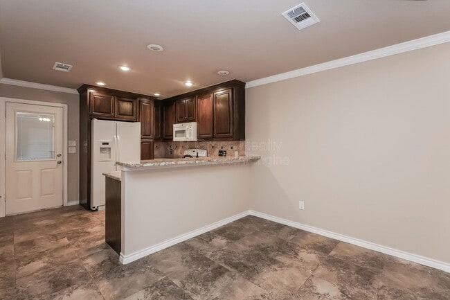 Building Photo - 449 Neals Hill Rd