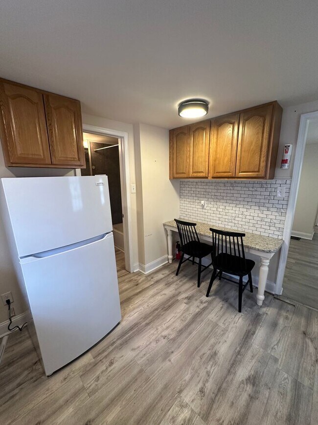 Building Photo - Updated 2 Bedroom Home in Media Borough with Private Yard
