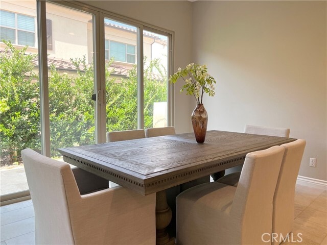 Building Photo - 104 Cordial