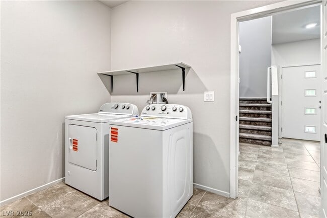 Building Photo - 7476 Onyx Star St