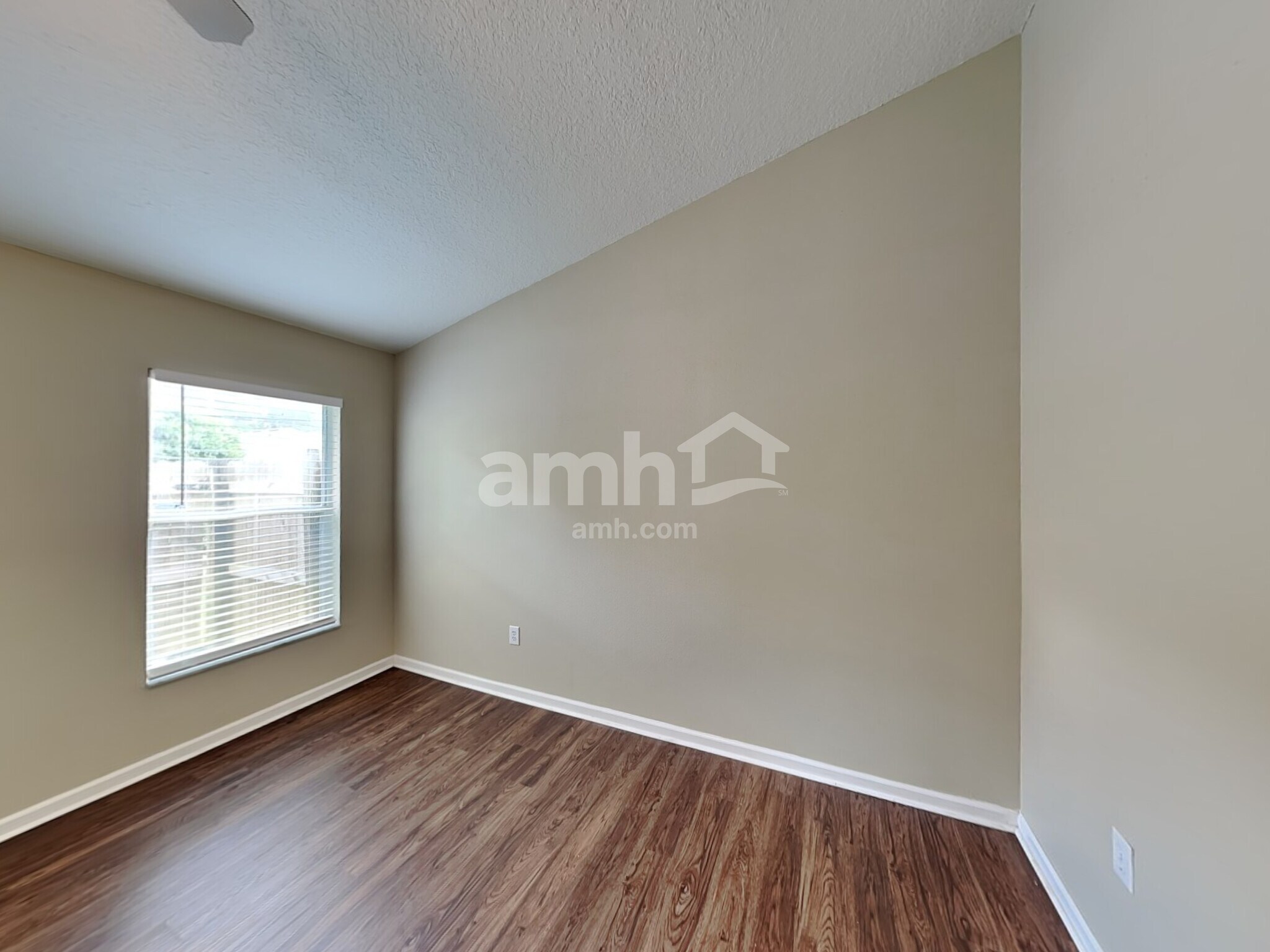 Building Photo - 30839 St Vincent Ct