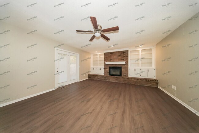 Building Photo - 608 Westridge Ct