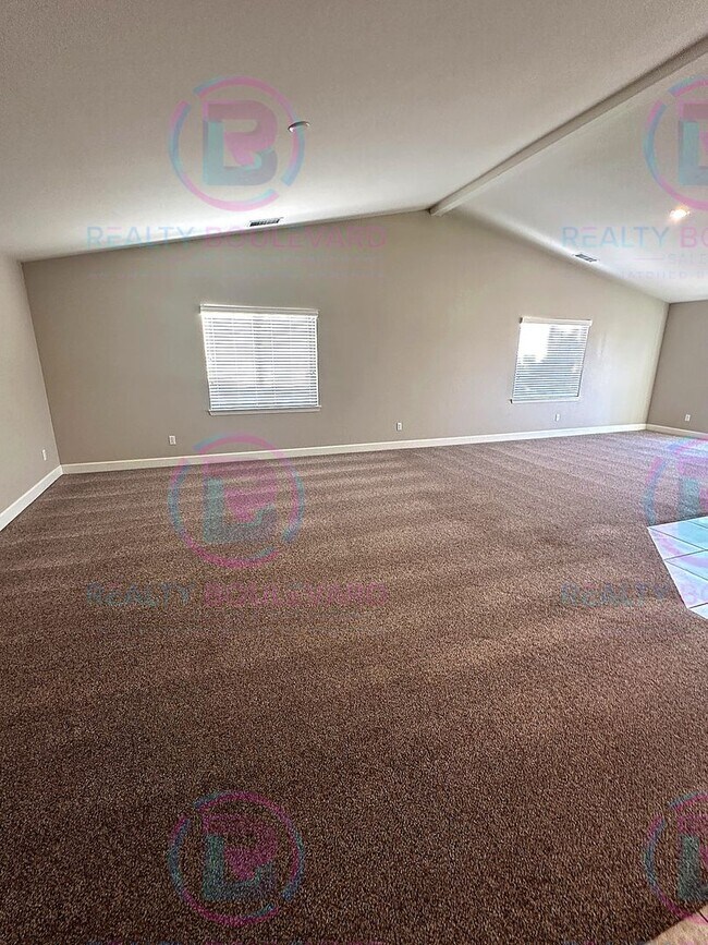 Building Photo - Welcome to your dream home in Spanish Springs, nestled off the serene Calle de la Plata.  2 Year ...