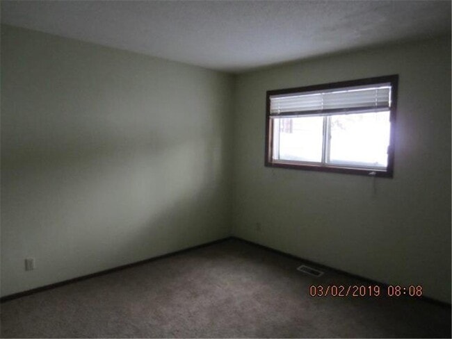 Building Photo - 2323 W Territorial Rd