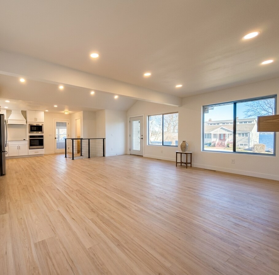 Living Room - 3101 Shadyside Dr