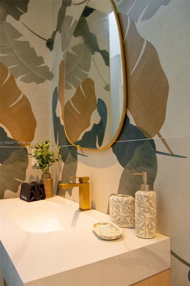 Building Photo - 1010 Joyce Ct