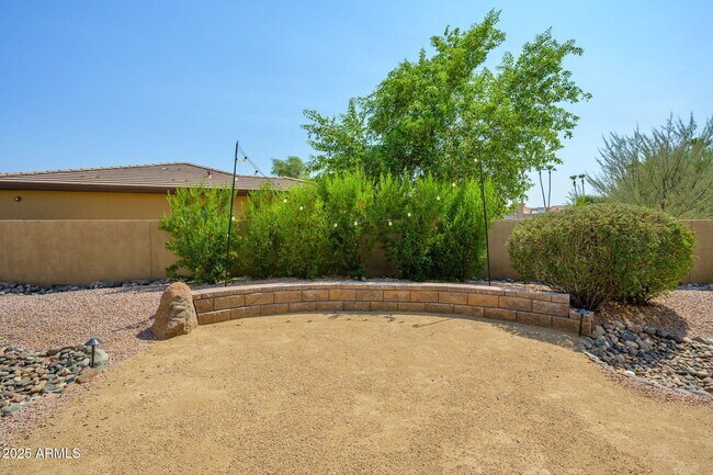 Building Photo - 25810 N Abajo Dr