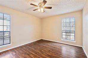 Building Photo - 301 Craddock Ave