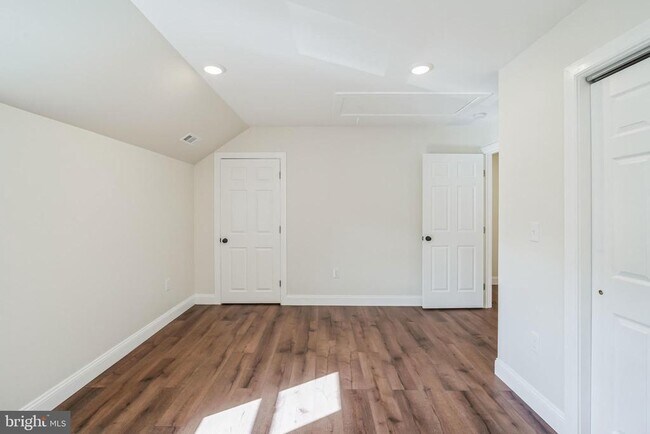 Building Photo - 27 E Butler Ave