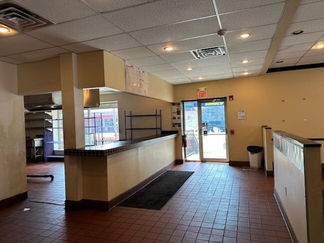 Building Photo - 2101 N 2nd St